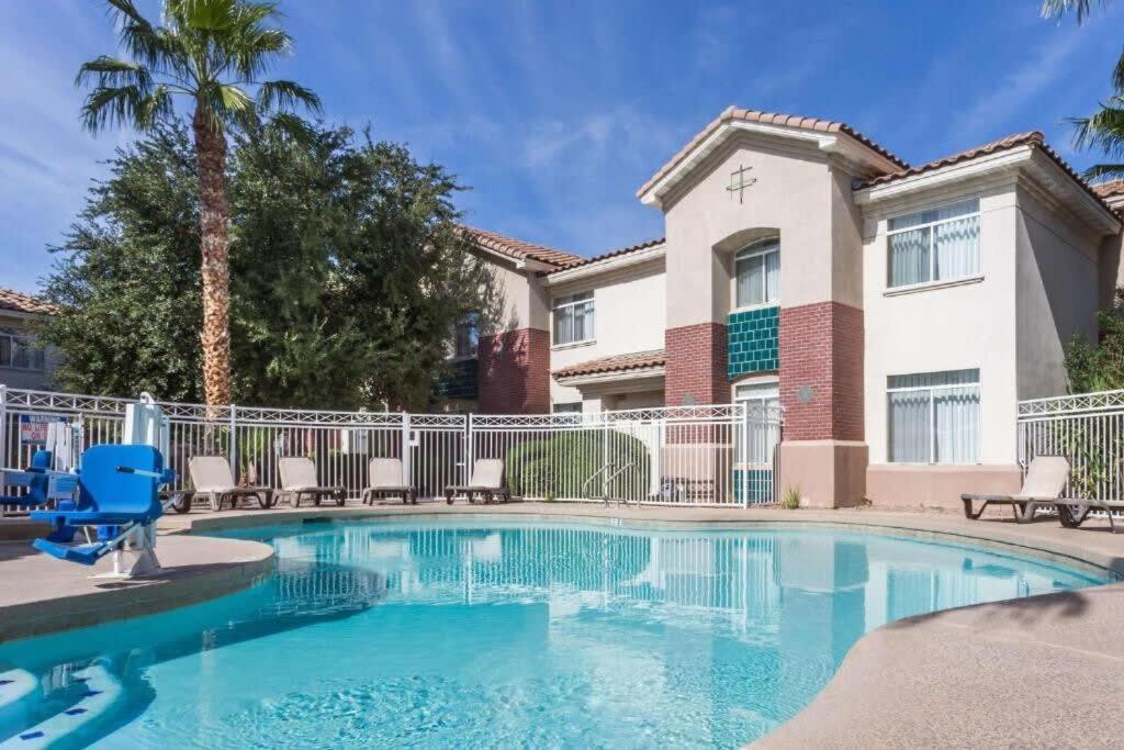 Promo 1bd 1ba Apartment Chandler