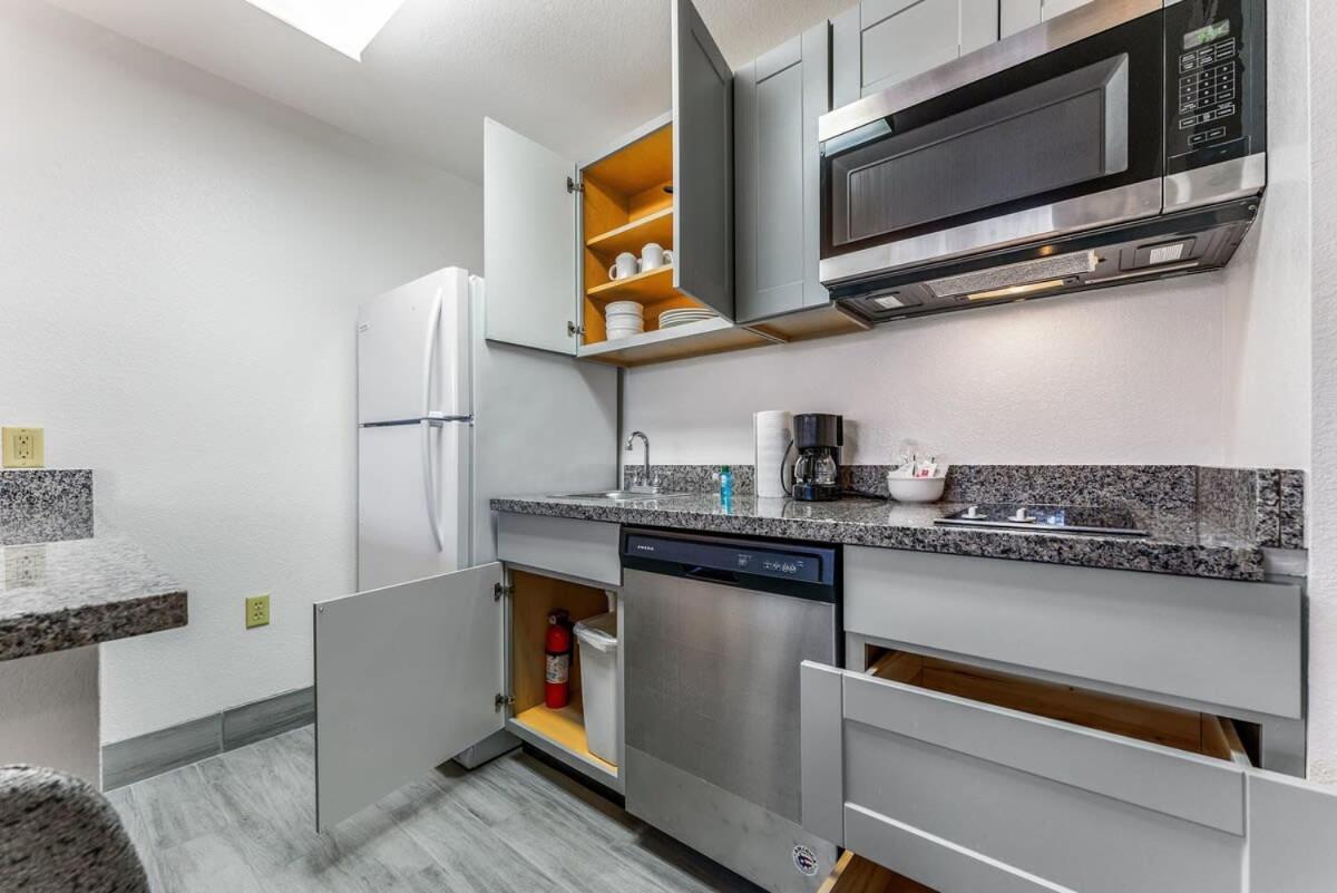 Promo 1bd 1ba * Chandler