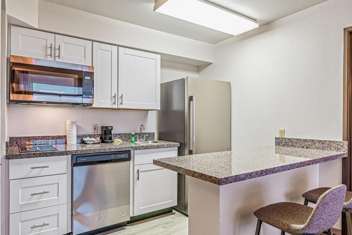 Apartment Promo 1bd 1ba *
